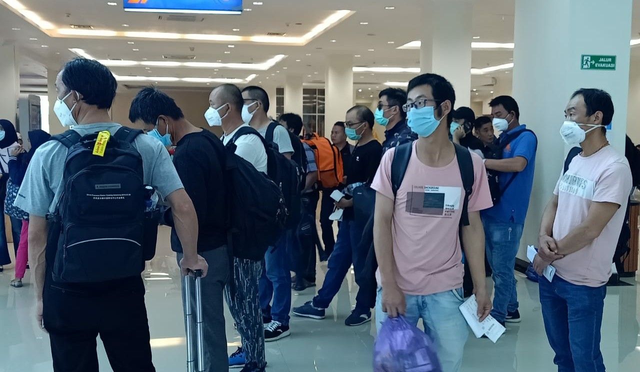 Menimbang Kepekaan Sosial antara Larangan Mudik Vs Masuknya WN China